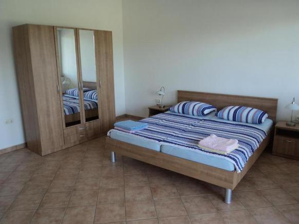 Apartments Delfini سفيتي فيليب ياكوف المظهر الخارجي الصورة