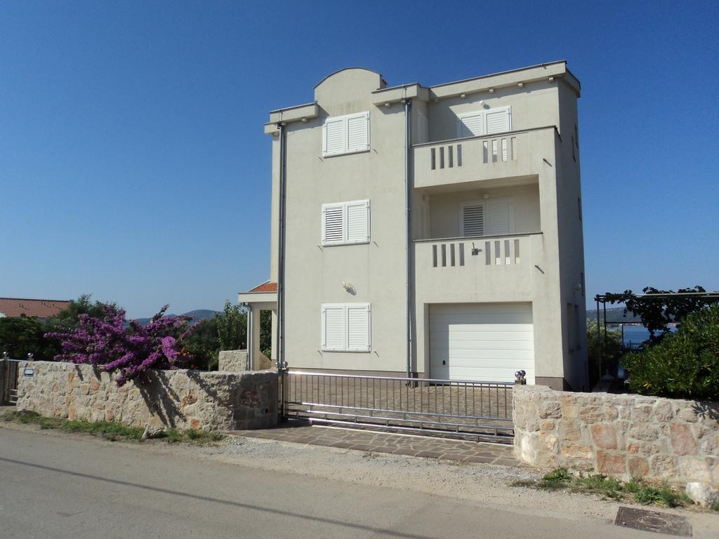 Apartments Delfini سفيتي فيليب ياكوف المظهر الخارجي الصورة